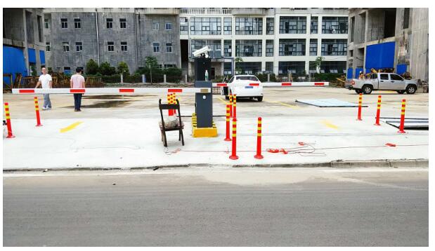 停车管理系统主要利用了哪些技术